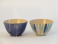 Bol M u. L, 13,5 u. 15,5 cm, blau gekämmt, blau langes Blatt